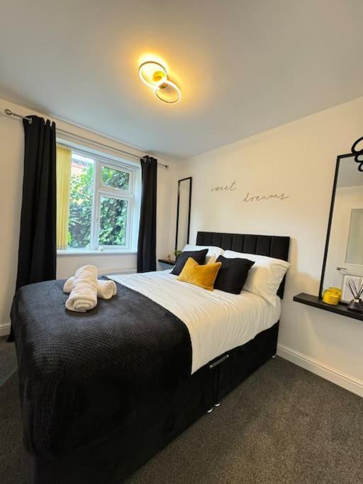 Luxury Cozy 3 Bed Apartment 5Mins From City - Free Parking! Nottingham Exteriér fotografie