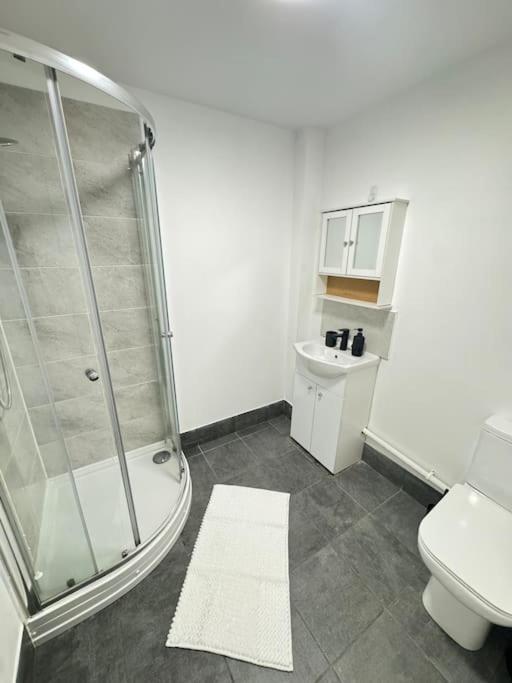Luxury Cozy 3 Bed Apartment 5Mins From City - Free Parking! Nottingham Exteriér fotografie